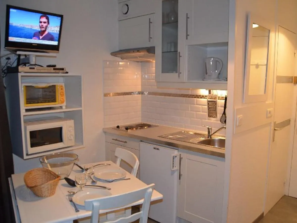 Charmant Studio Aux Menuires Pour 2, Pied Des Pistes, Proche Commerces, Equipements Modernes - Fr-1-452-87 سان-مارتن-دي-بيفيل